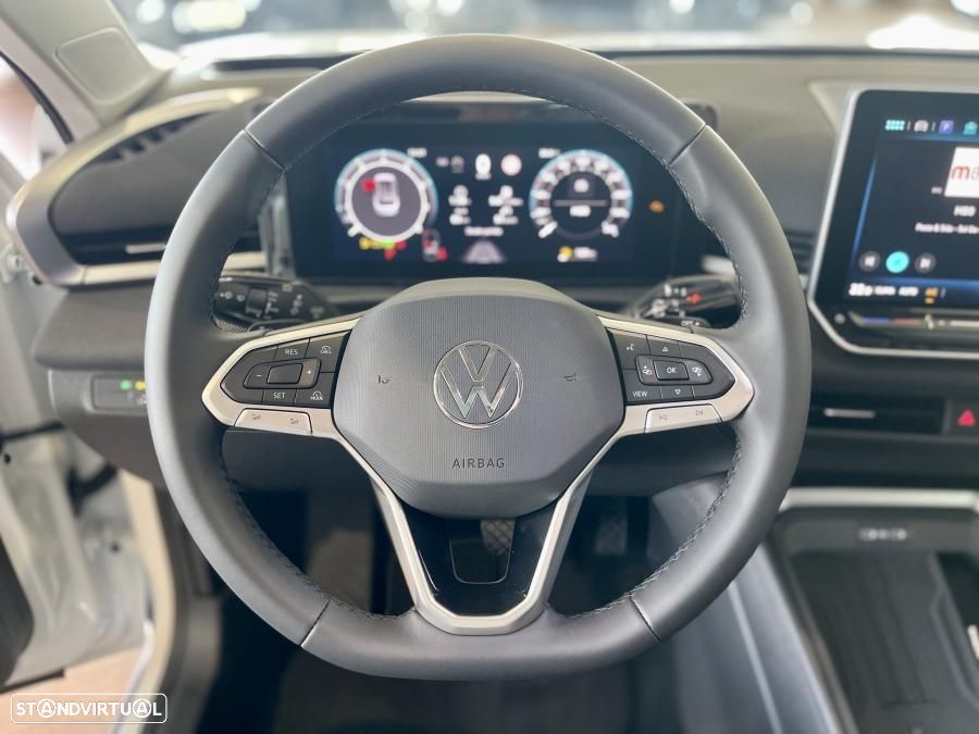 VW T-Roc 1.5 eTSI Trend DSG - 12