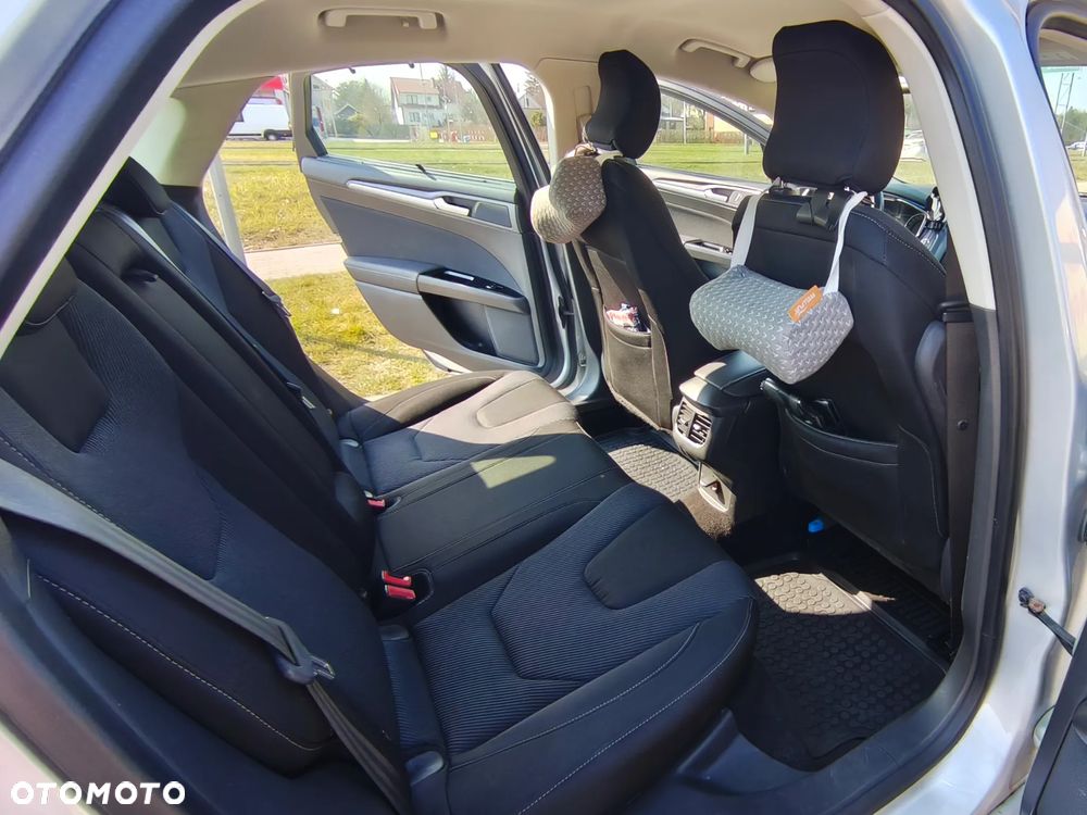 Ford Mondeo 2.0 TDCi Titanium PowerShift - 12