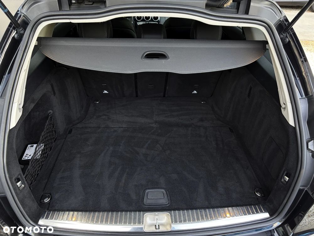Mercedes-Benz Klasa C 200 9G-TRONIC - 37