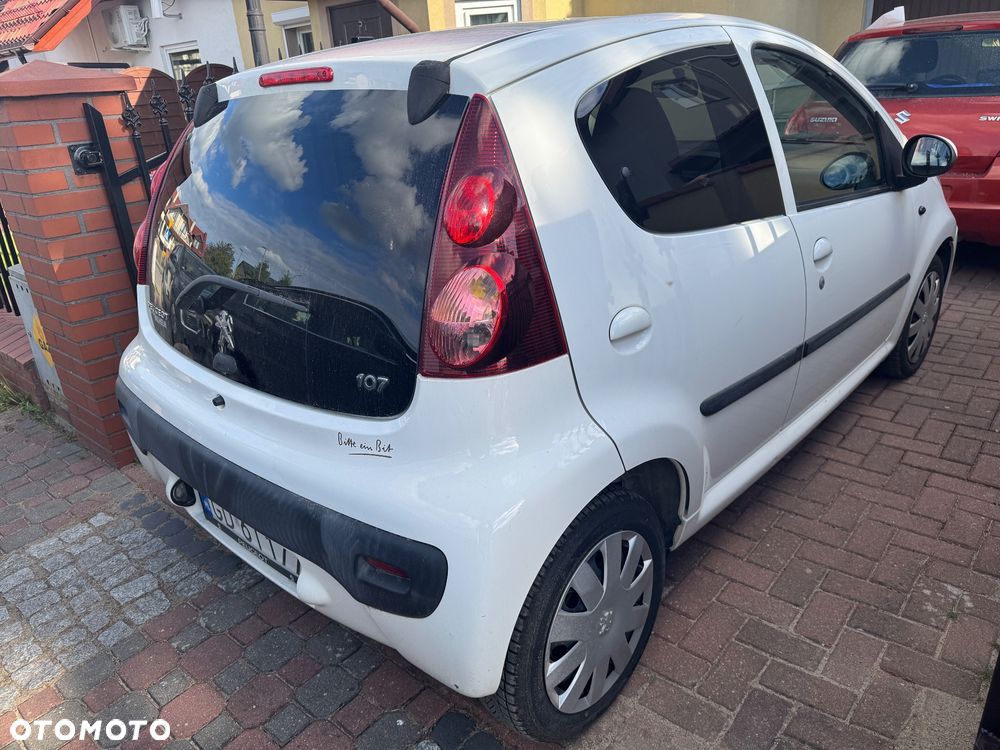 Peugeot 107 1.0 Happy - 9
