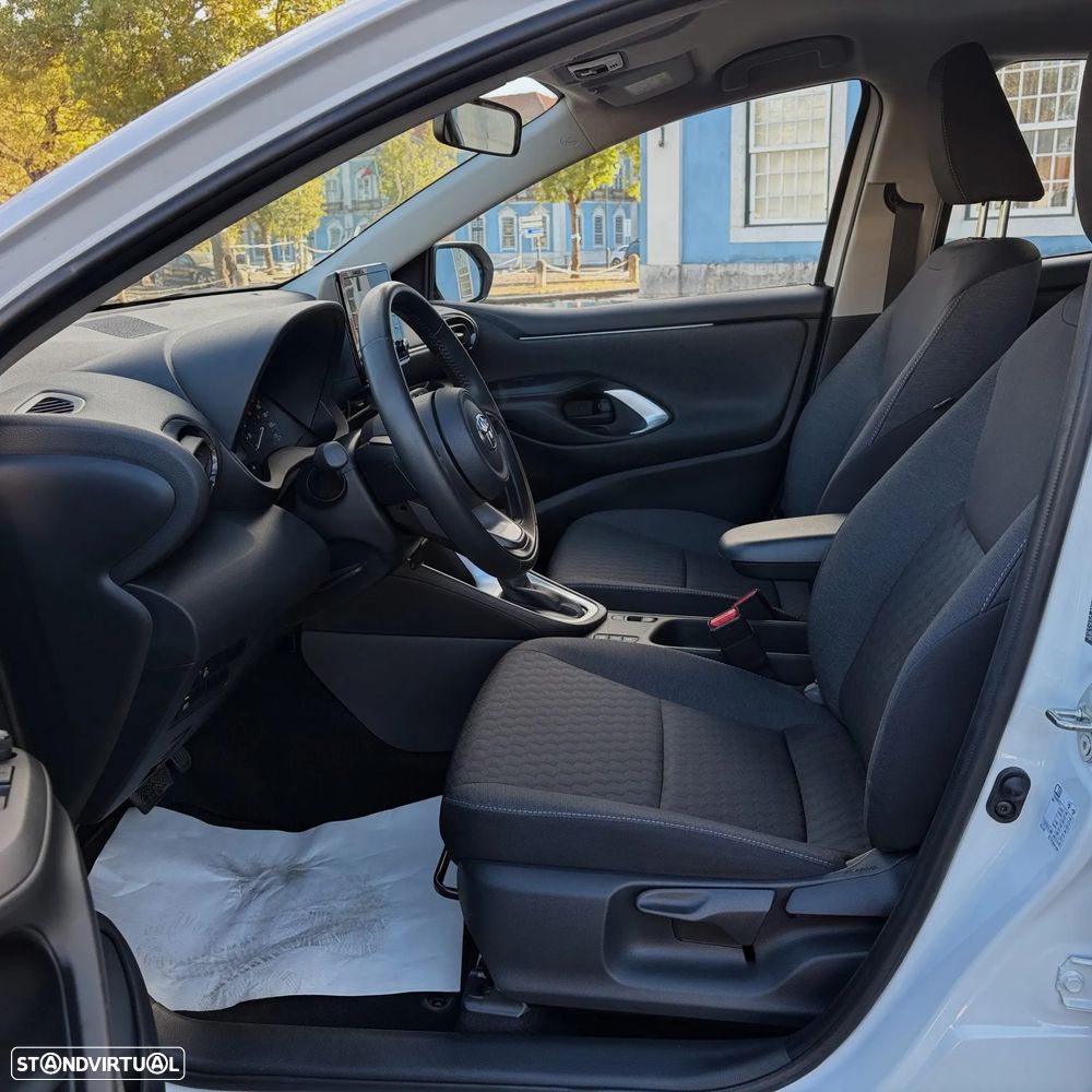 Toyota Yaris 1.5 HDF Comfort Plus - 19