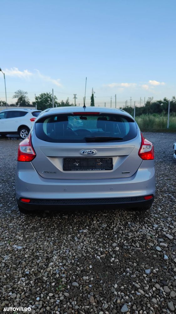 Ford Focus - 4