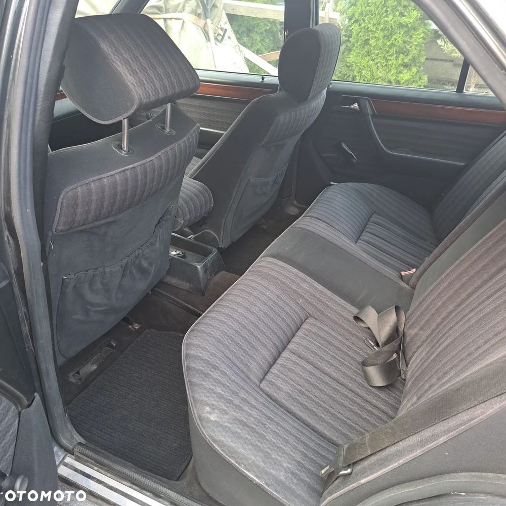 Mercedes-Benz W124 (1984-1993) - 5