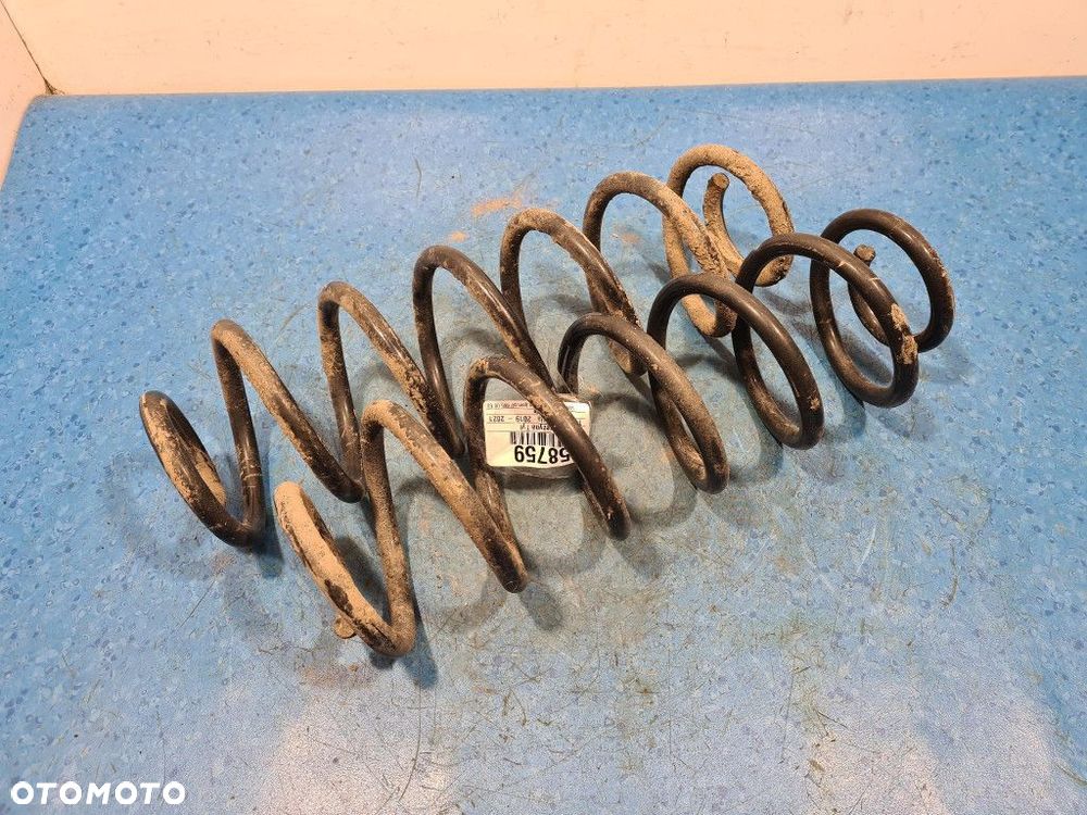 TOYOTA COROLLA E21 SEDAN SPRĘŻYNY TYŁ - 5