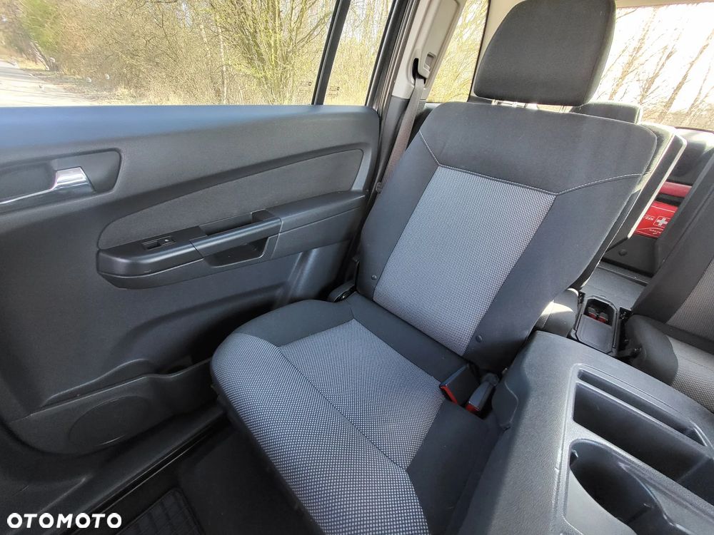 Opel Zafira 1.8 Family Plus - 32