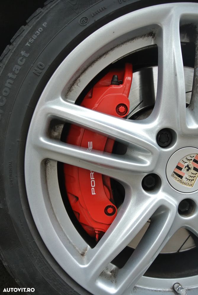 Porsche Panamera - 12