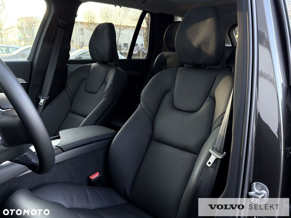 Volvo XC 90 - 23