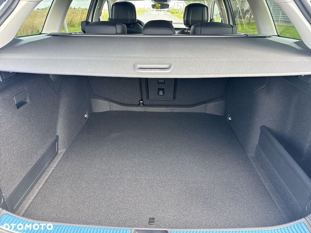 Skoda Superb 2.0 TSI 4x4 L&K DSG - 36