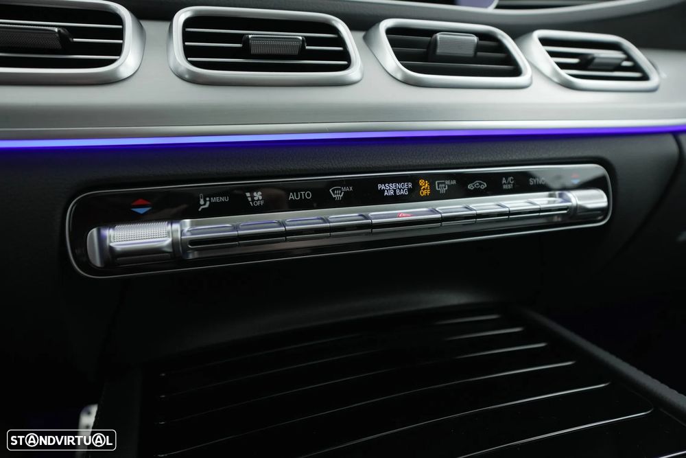 Mercedes-Benz GLE 300 d 4Matic - 35