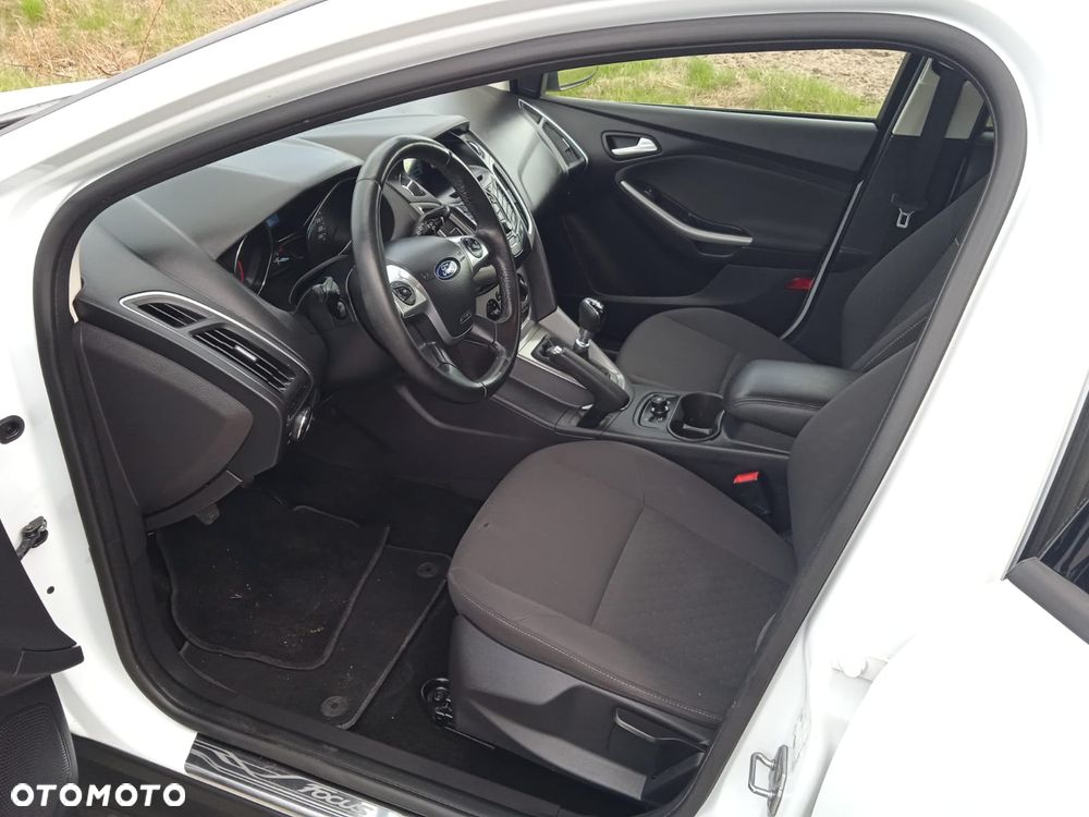 Ford Focus SW 1.6 TDCi Titanium - 18