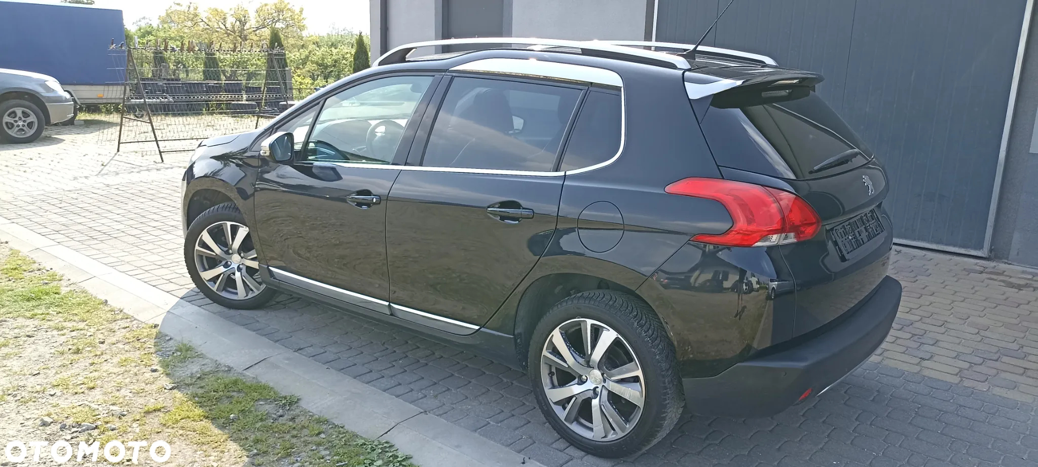 Peugeot 2008 BlueHDi 100 STOP & START Business-Line - 8