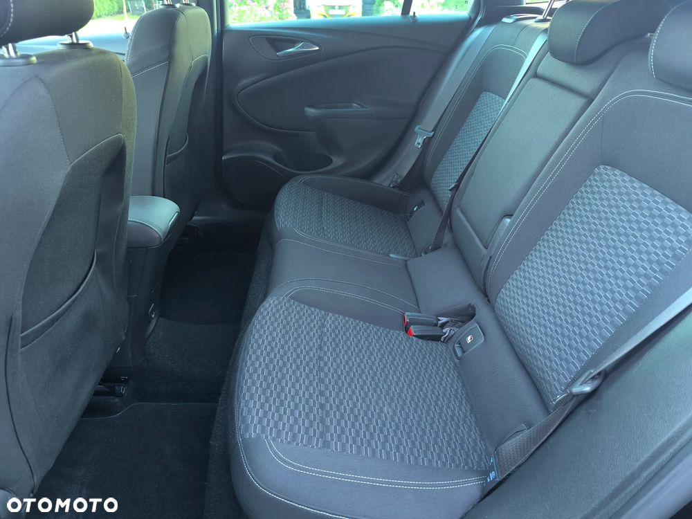Opel Astra 1.4 Turbo Dynamic - 25