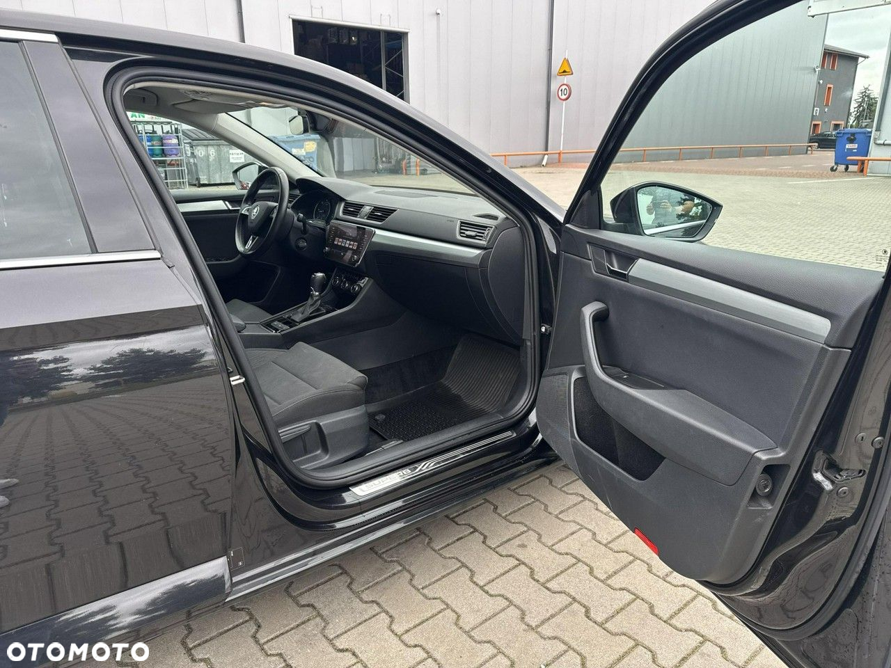 Skoda Superb 2.0 TDI 4x4 Ambition DSG - 20