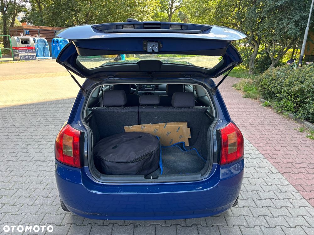Toyota Corolla 1.4 VVT-i Base - 18