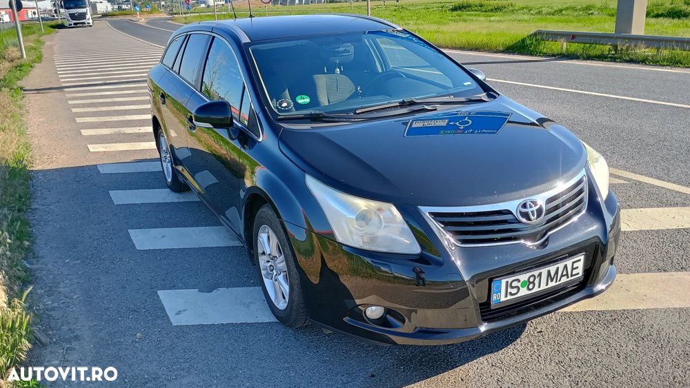Toyota Avensis 2.0 D-4D Elegance - 1