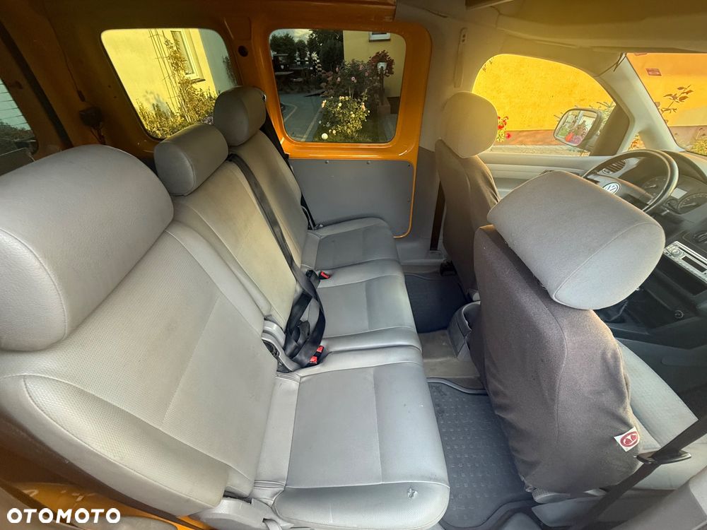Volkswagen Caddy - 12
