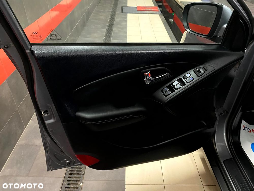 Hyundai ix35 2.0 Premium 2WD - 13