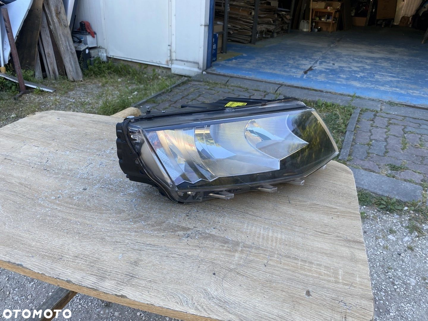 LAMPA PRZEDNIA PRAWA SKODA OCTAVIA III 5E 13-17 5E1941016 - 2