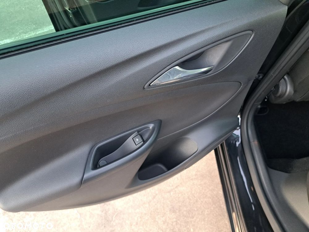 Opel Astra 1.6 D (CDTI) Automatik Edition - 26