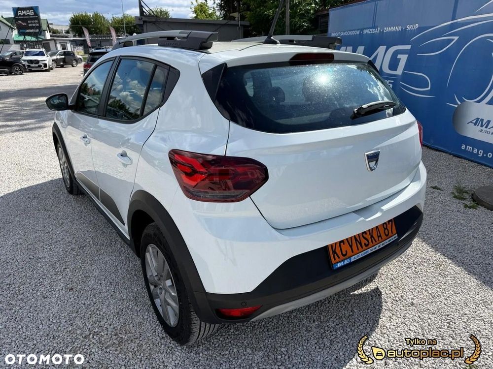 Dacia Sandero - 8