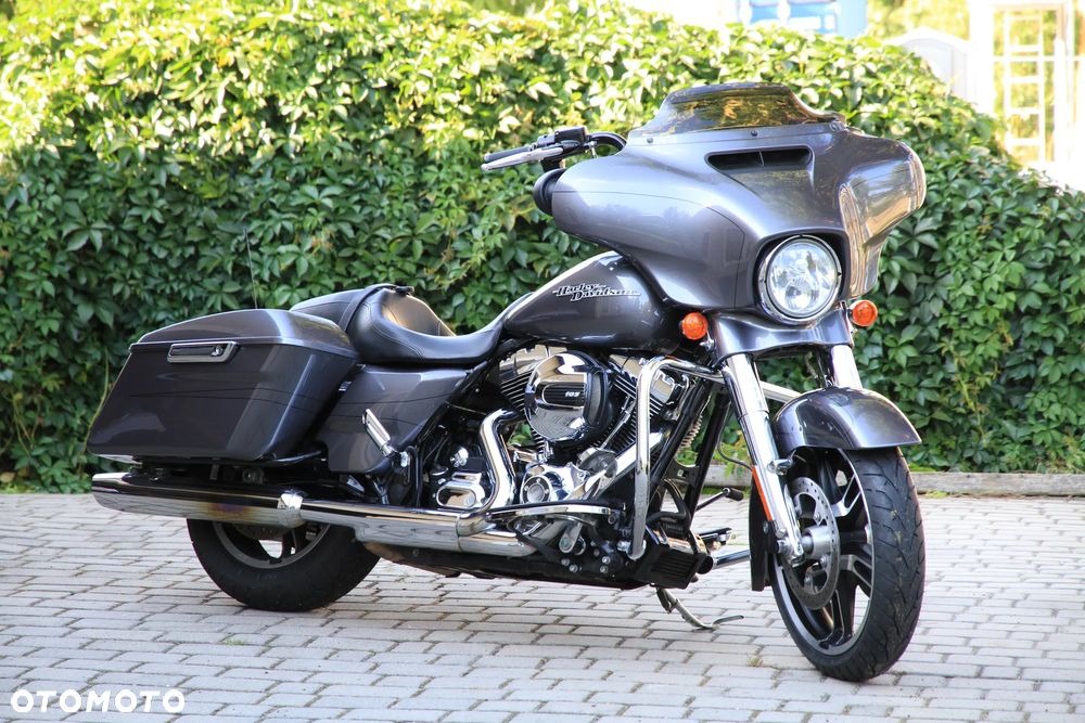 Harley-Davidson Touring Street Glide - 5