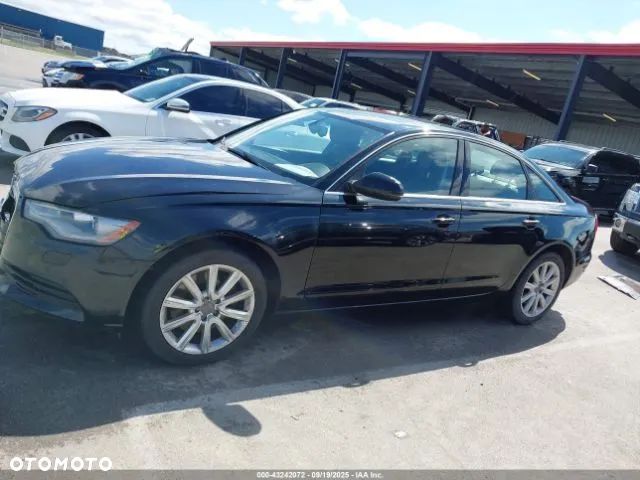 Audi A6 - 12