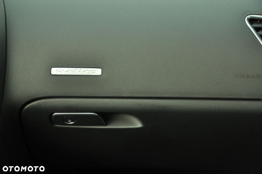 Audi A5 Cabrio 2.0 TDI DPF (clean diesel) quattro - 20