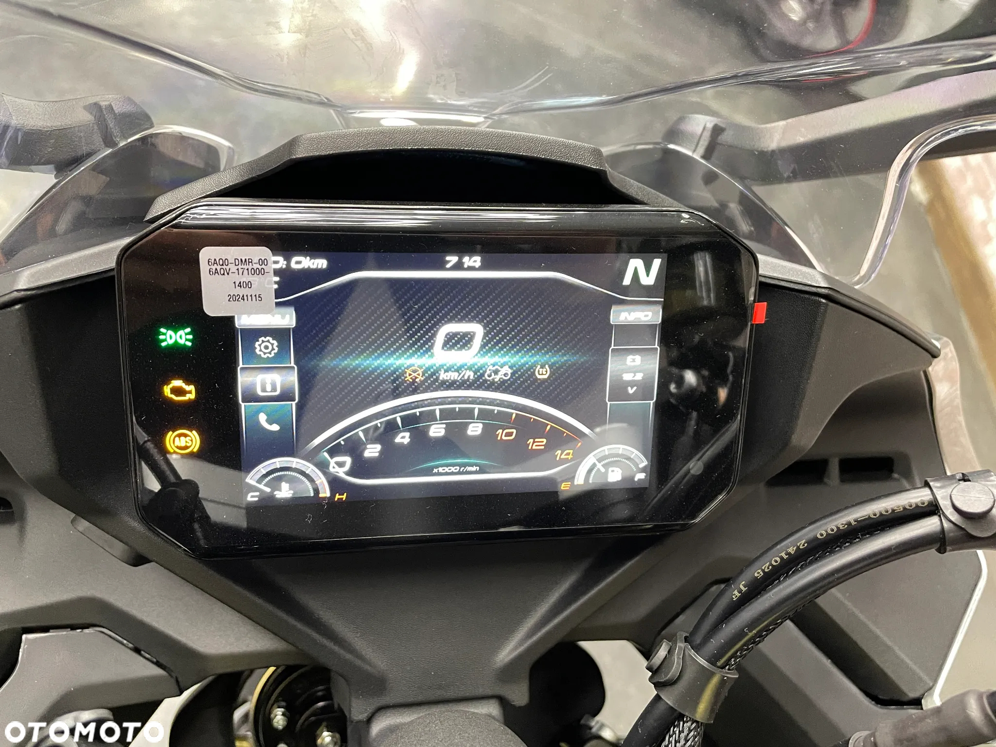 CFMoto SR - 16