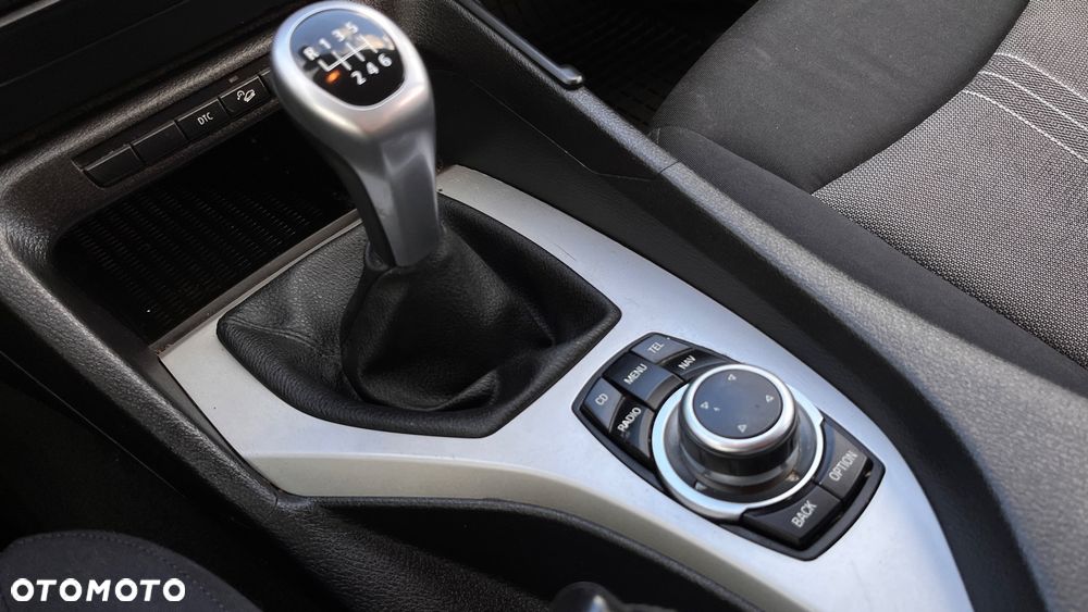 BMW X1 xDrive18d - 12