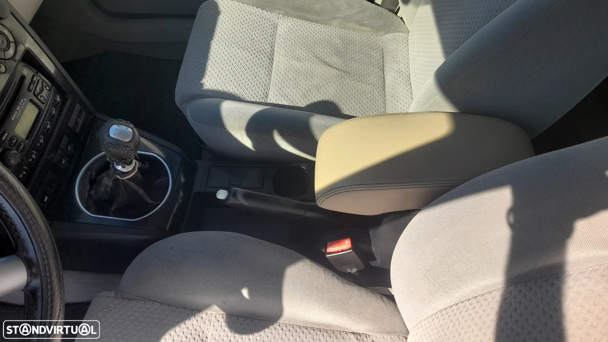 Ford Mondeo SW 2.0 TDdi Ghia - 22