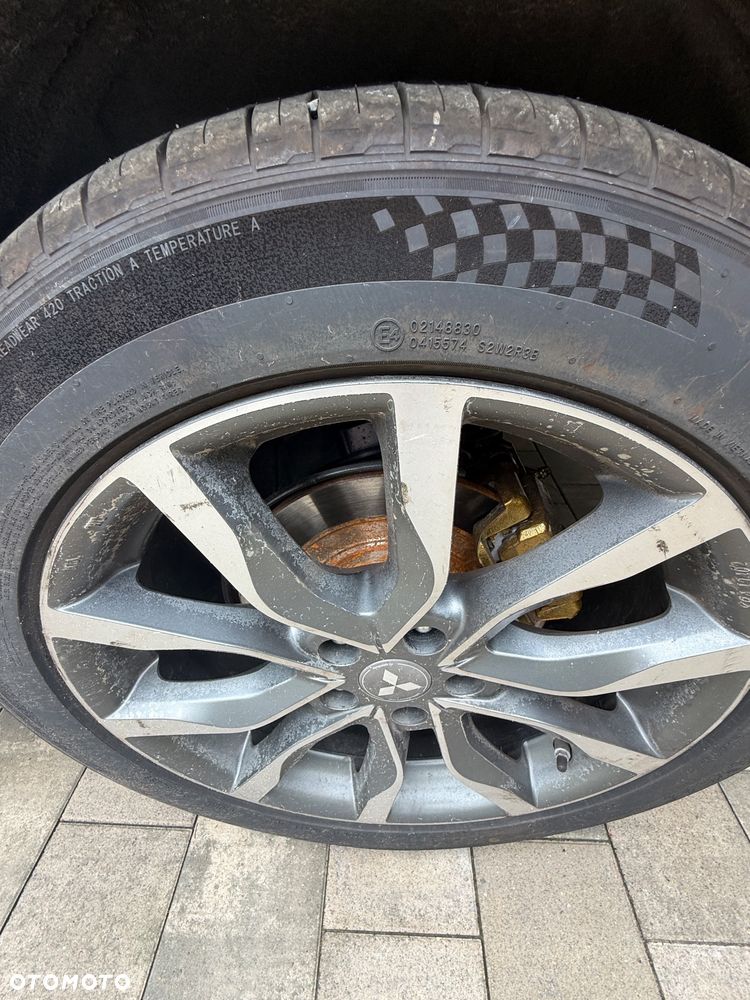 Mitsubishi Outlander 2.2 DID Intense - 25