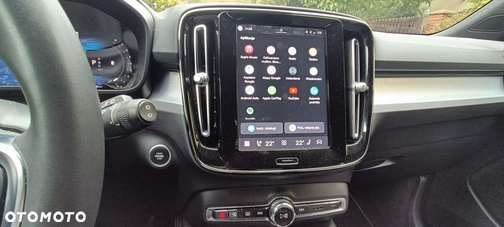Volvo XC 40 B3 Core - 27