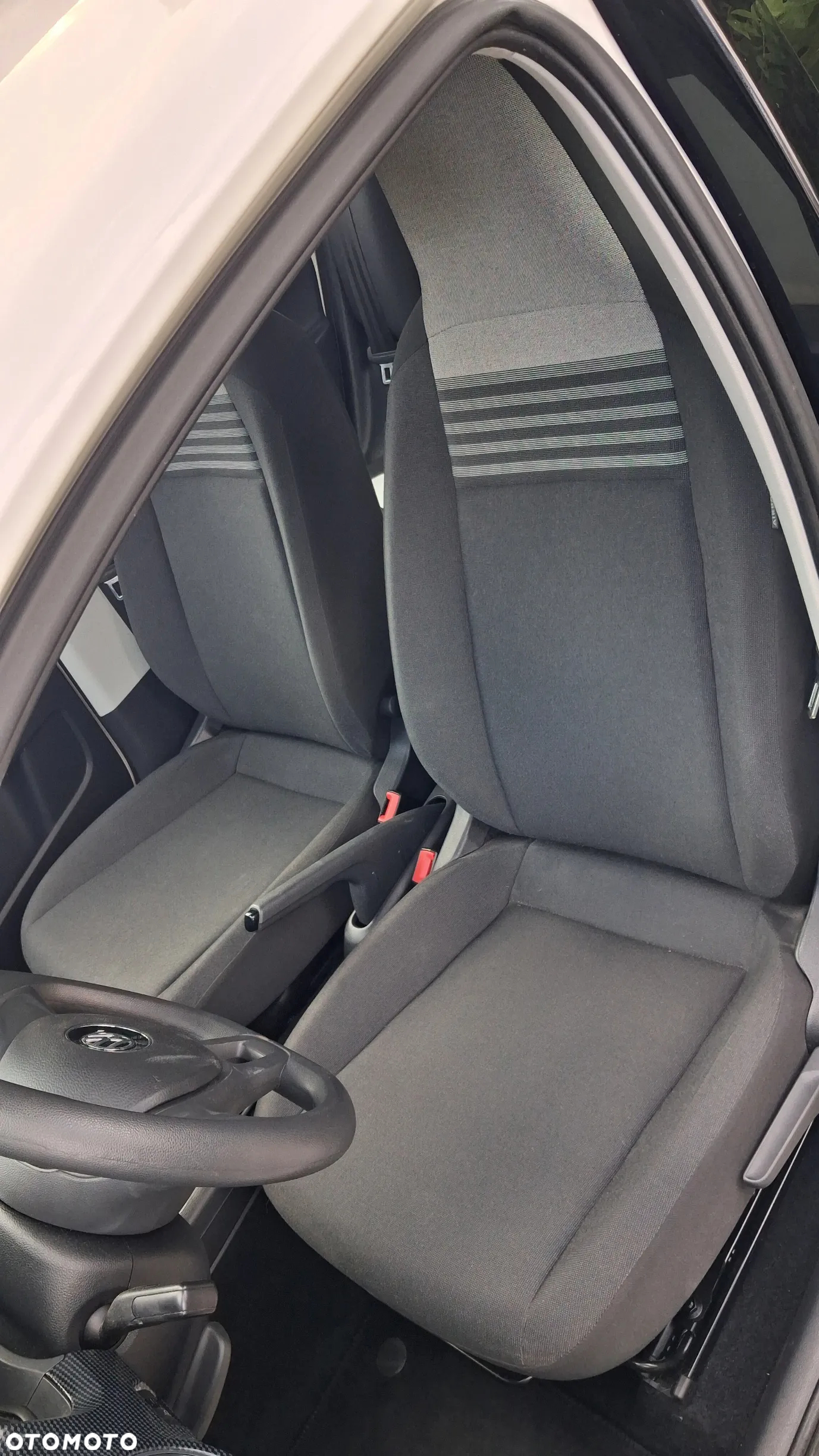 Volkswagen up! (BlueMotion Technology) high - 14