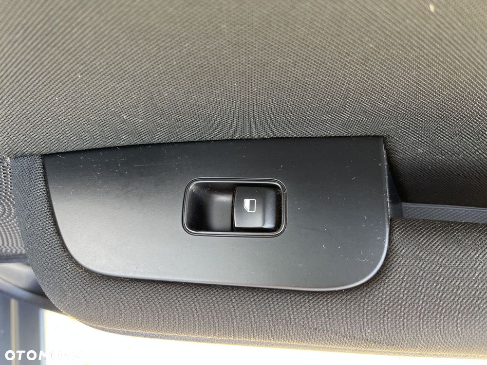 Kia XCeed - 18