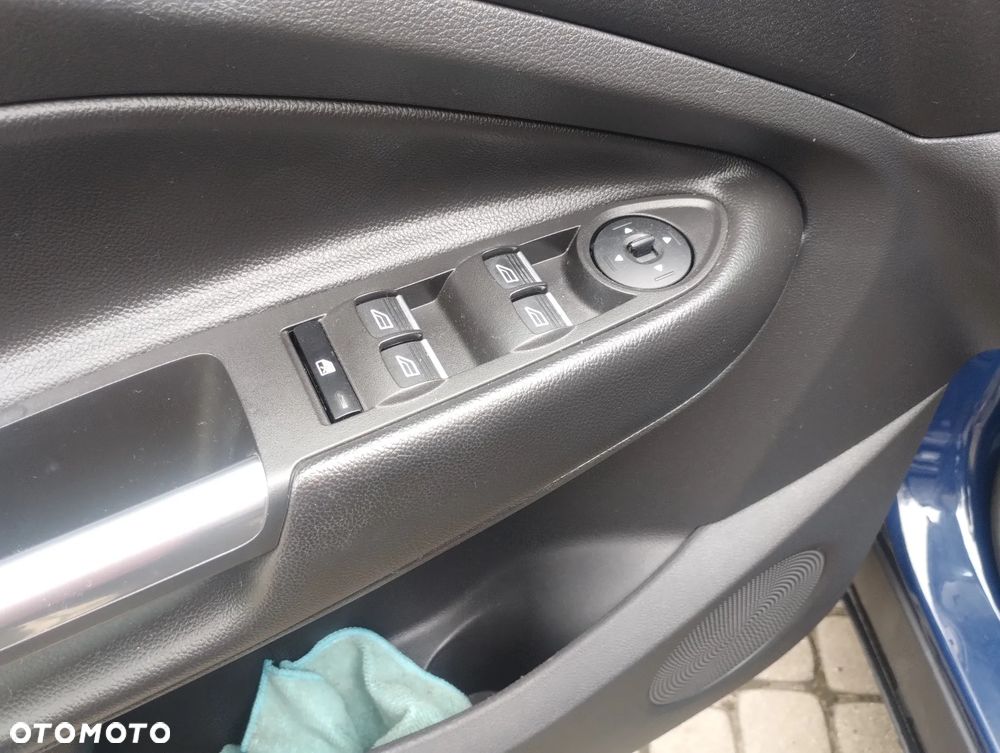 Ford Kuga - 9