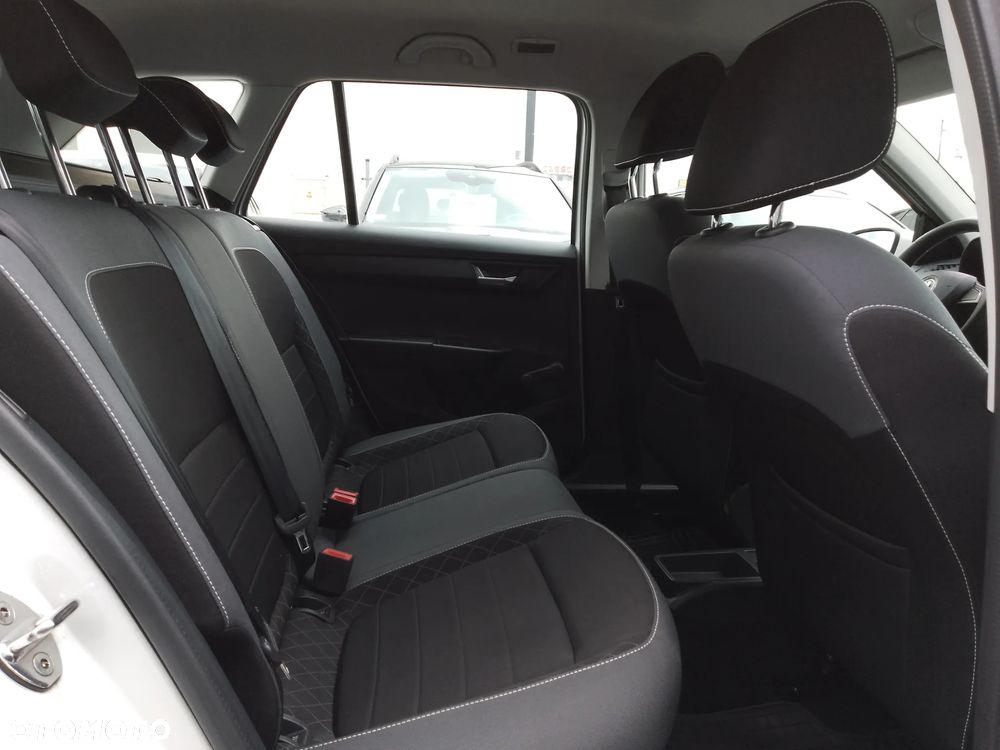 Skoda Fabia 1.0 TSI Ambition - 16