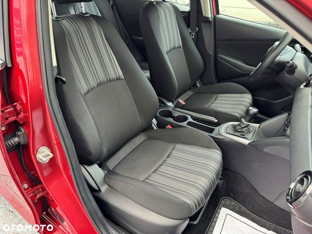 Mazda 2 - 8