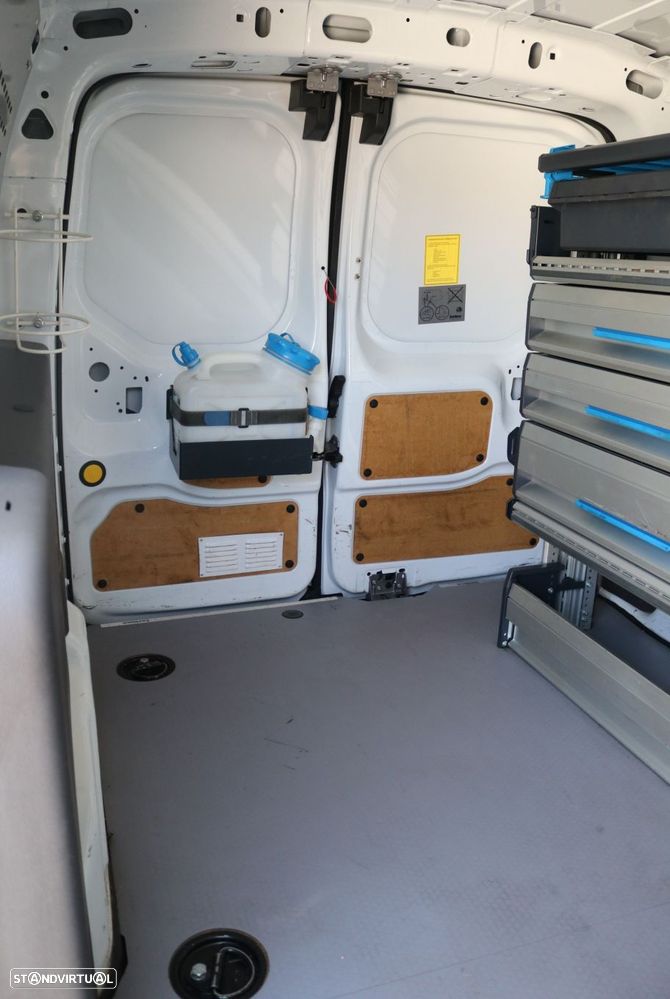 Ford Transit Connect L2 3 Lugares C/Iva Incluído - 6