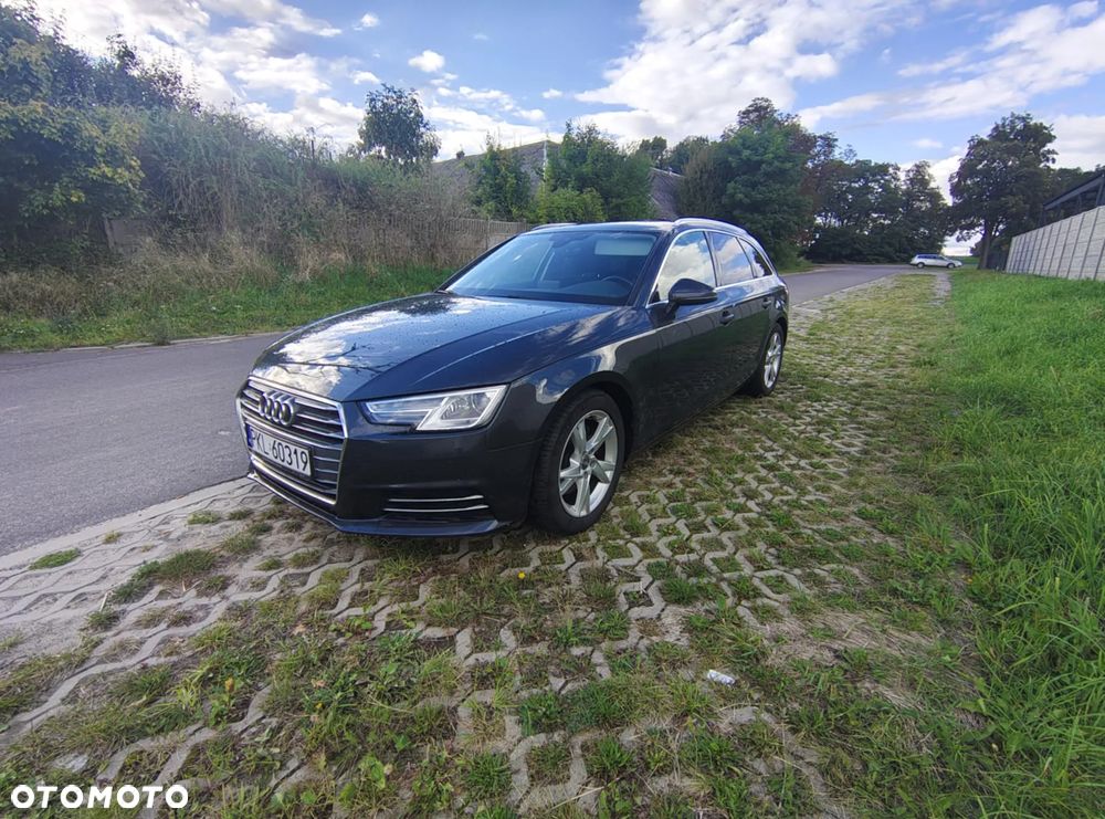 Audi A4 Avant 2.0 TDI - 1