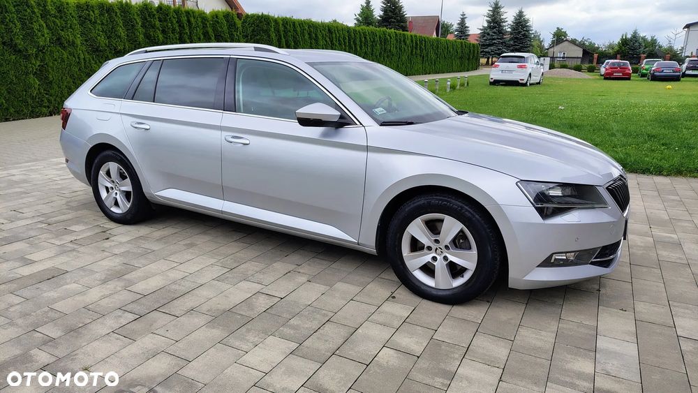 Skoda Superb 2.0 TDI 4x4 Ambition DSG - 6