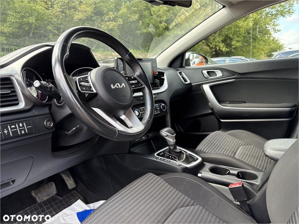 Kia Ceed 1.5 T-GDI M DCT - 9