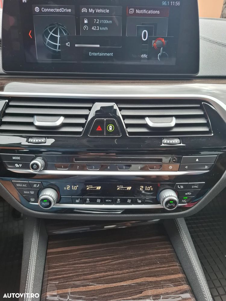 BMW Seria 5 520d AT - 9
