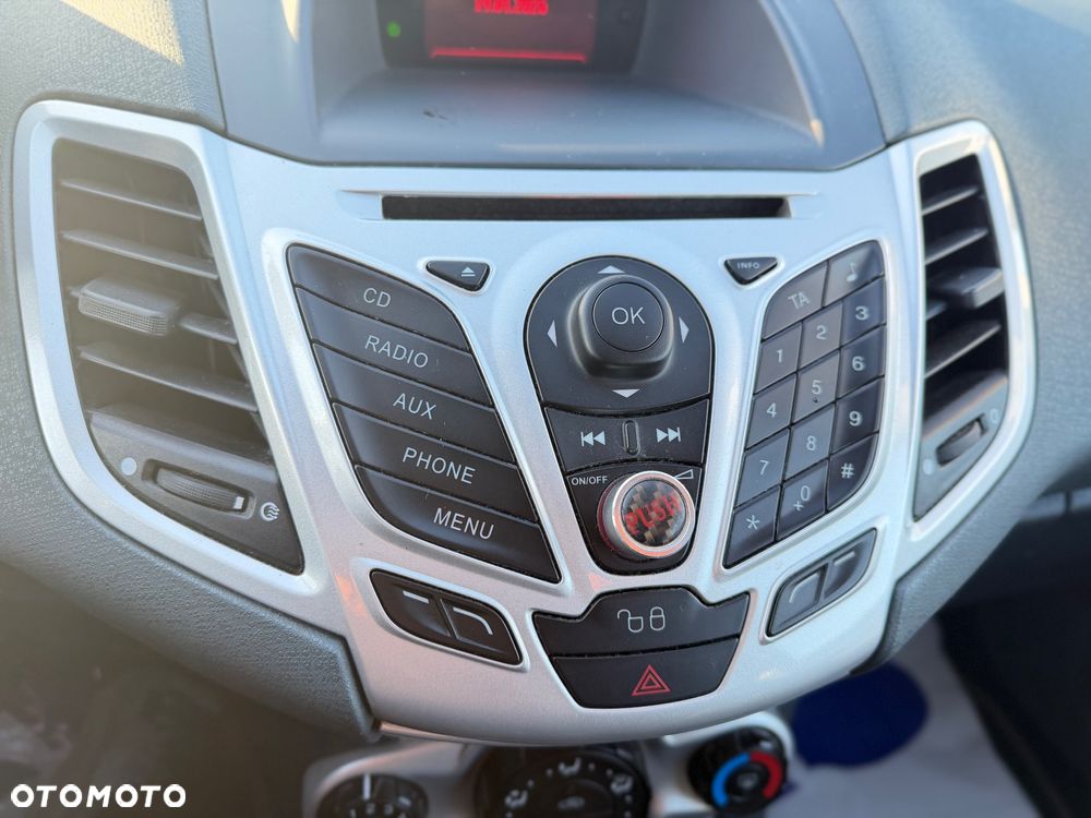 Ford Fiesta ver-1-0-ecoboost-start--stop-titanium - 27