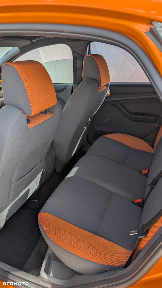 Ford Focus ST - 15