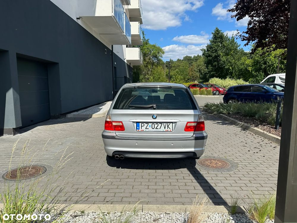 BMW Seria 3 330xi Edition Exclusive - 6