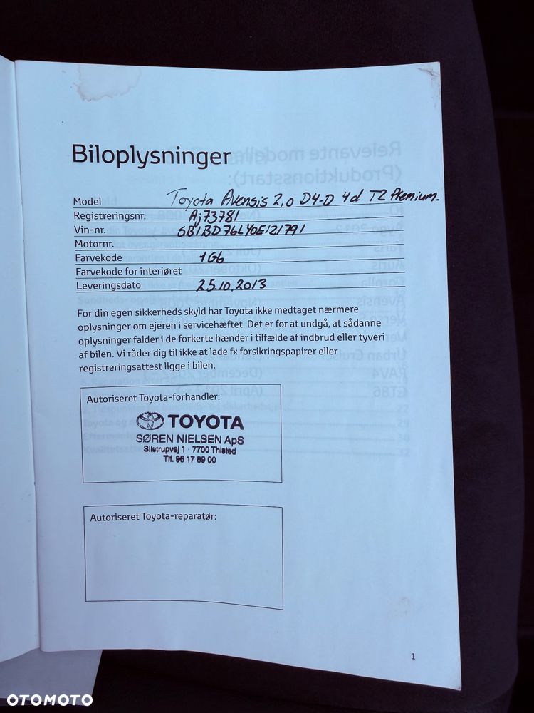 Toyota Avensis 2.0 D-4D Executive - 12