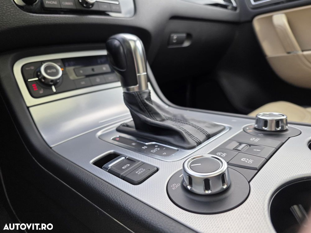 Volkswagen Touareg 3.0 V6 TDI Blue Motion DPF Automatik Exclusive - 11