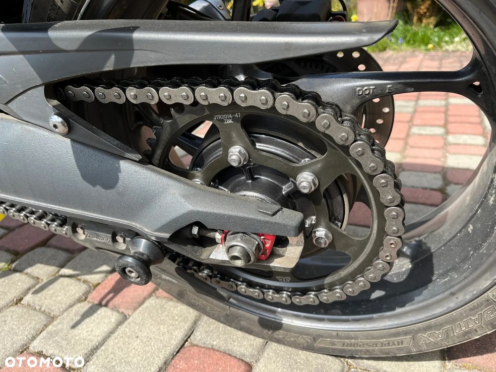 Triumph Street Triple - 6