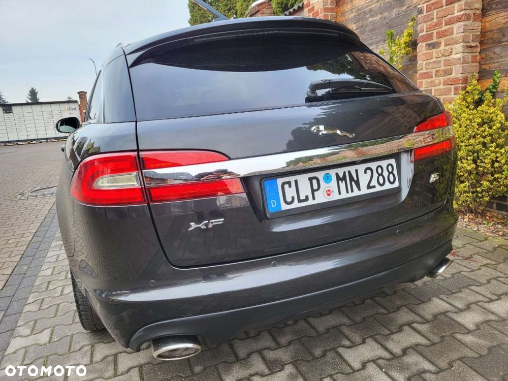 Jaguar XF - 7