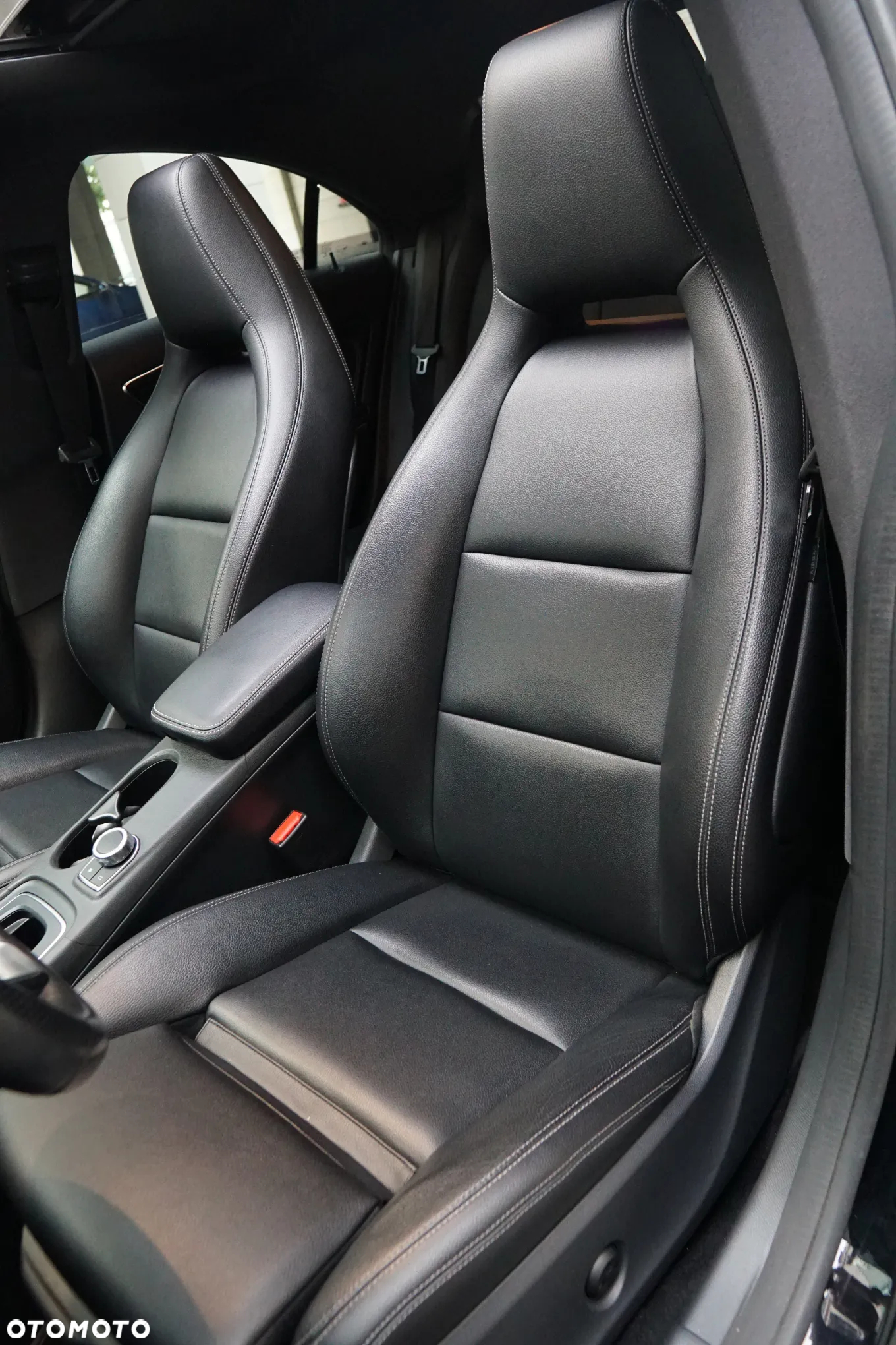 Mercedes-Benz CLA 250 4-Matic - 30